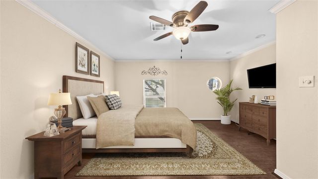 9621 Longmont Drive, Houston, TX 77063