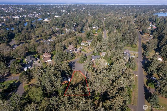 958 Gemini Court SE, Ocean Shores, WA 98569