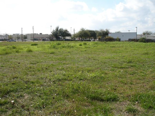 4205 Pasadena Boulevard, Pasadena, TX 77503