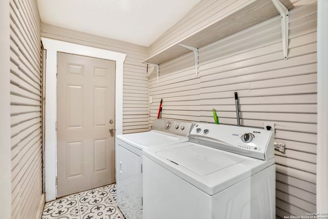 1108 Center, San Antonio, TX 78202