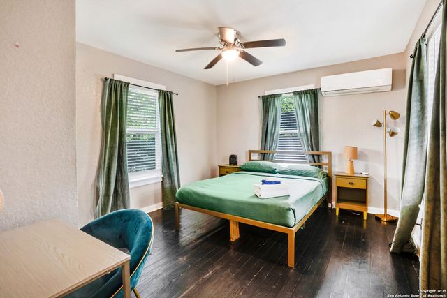 1108 Center, San Antonio, TX 78202