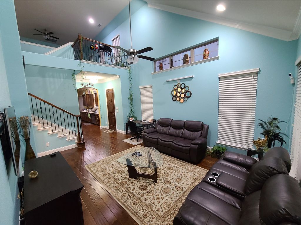 1122 Emerson Park Lane, Irving, TX 75063