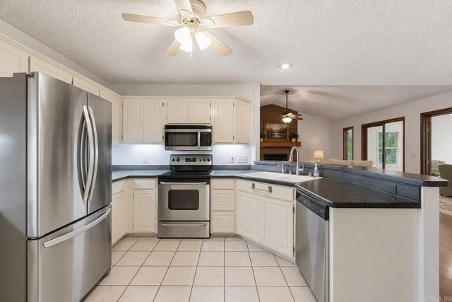 12 Huesca Lane, Hot Springs Village, AR 71909