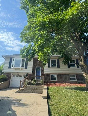 980 Brush Hill Lane, Lake Zurich, IL 60047