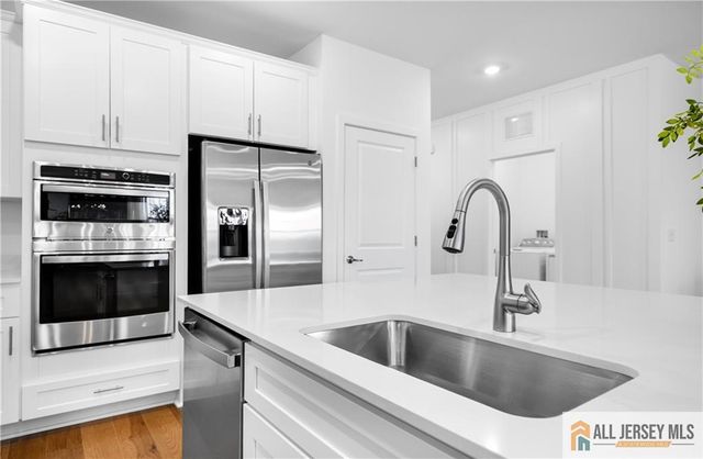 4 Prado Road, Monroe, NJ 08831