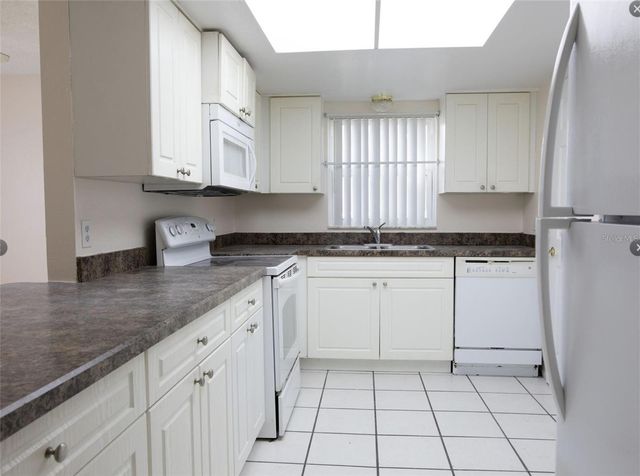 9900 SWEEPSTAKES LANE 6, Orlando, FL 32837