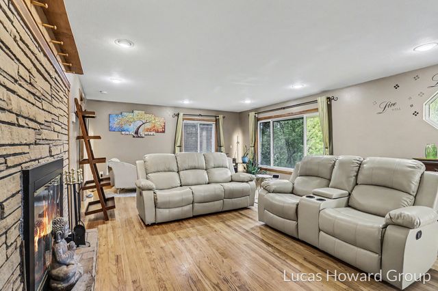 69582 S Nottawa Road, Sturgis, MI 49091