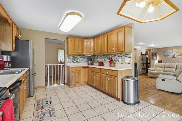 69582 S Nottawa Road, Sturgis, MI 49091
