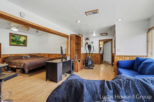 69582 S Nottawa Road, Sturgis, MI 49091