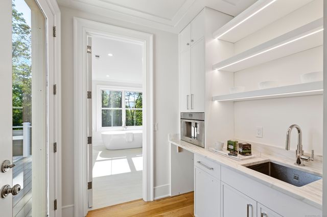 32 Webb Road, Westport, CT 06880