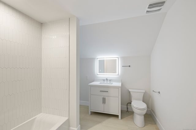 32 Webb Road, Westport, CT 06880