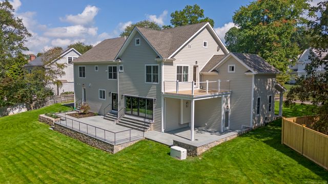 32 Webb Road, Westport, CT 06880