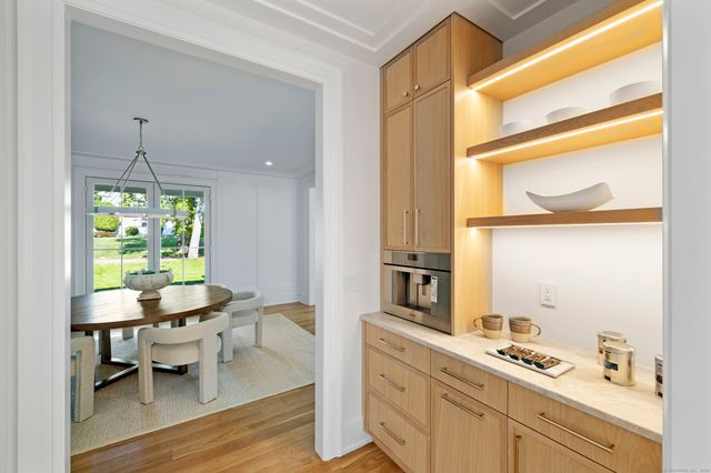 32 Webb Road, Westport, CT 06880