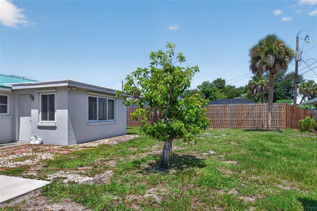 127 COLUMBIA ROAD, Venice, FL 34293