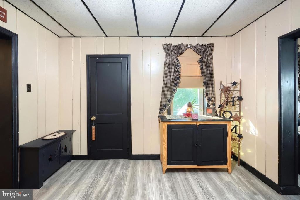 Image 13 of property listing at 711 S FRONT ST, Wrightsville, PA 17368
