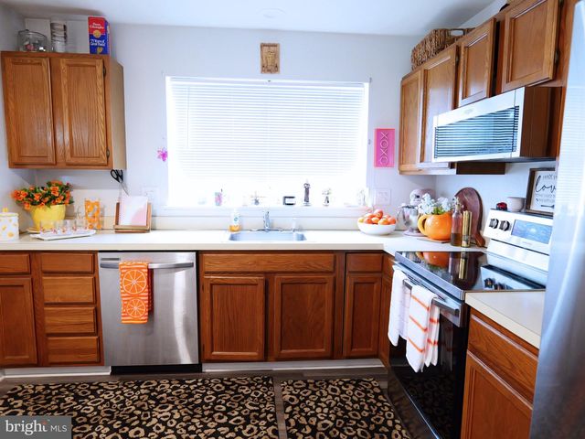 1335 CAMBRIDGE CT, Palmyra, PA 17078
