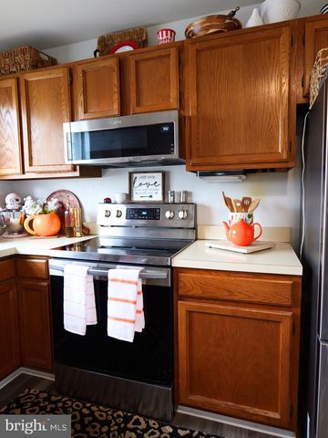 1335 CAMBRIDGE CT, Palmyra, PA 17078