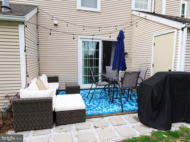 1335 CAMBRIDGE CT, Palmyra, PA 17078