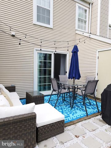 1335 CAMBRIDGE CT, Palmyra, PA 17078