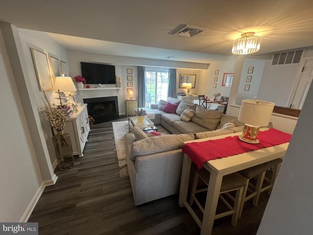 1335 CAMBRIDGE CT, Palmyra, PA 17078