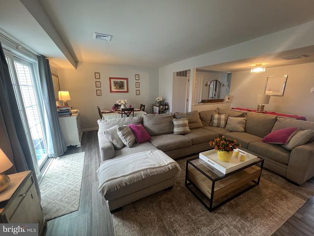 1335 CAMBRIDGE CT, Palmyra, PA 17078