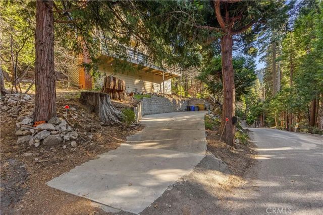 225 Fremont, Lake Arrowhead, CA 92352