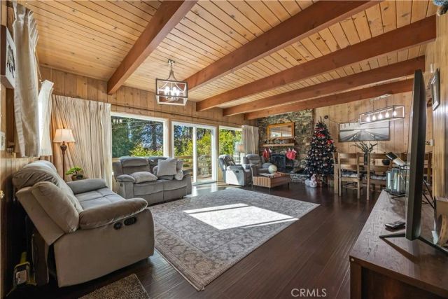 225 Fremont, Lake Arrowhead, CA 92352