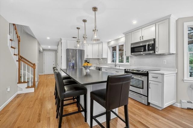 22 Cross St, Norwell, MA 02061