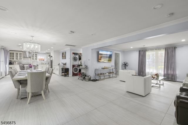 279 Nathan Ct, Aberdeen Twp., NJ 07721