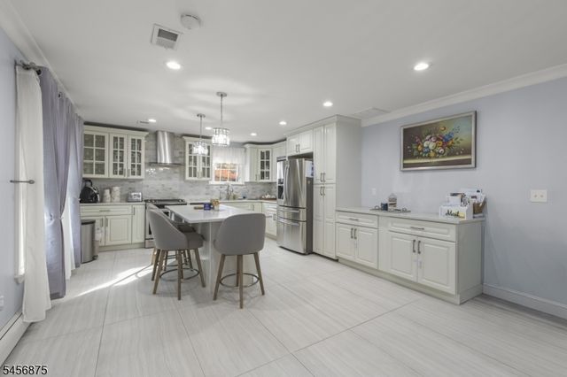 279 Nathan Ct, Aberdeen Twp., NJ 07721