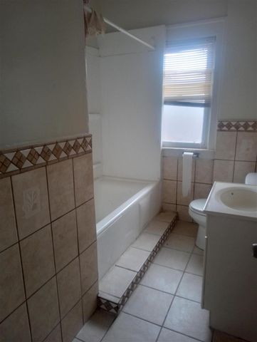 11336 Nardin Park, Detroit, MI 48204