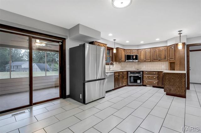 847 Pebblefield Terrace, Manchester, MO 63021