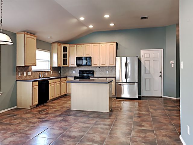 3251 Torio, Grand Prairie, TX 75054