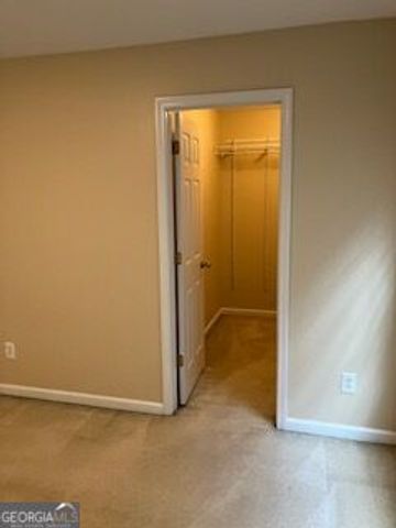 516 Anglewood Trace, Stockbridge, GA 30281