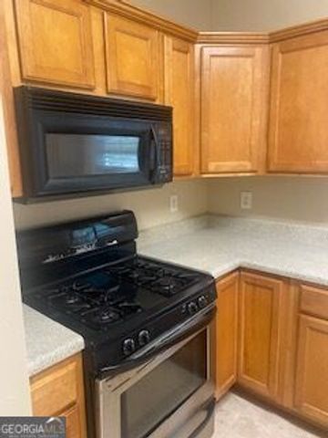 516 Anglewood Trace, Stockbridge, GA 30281