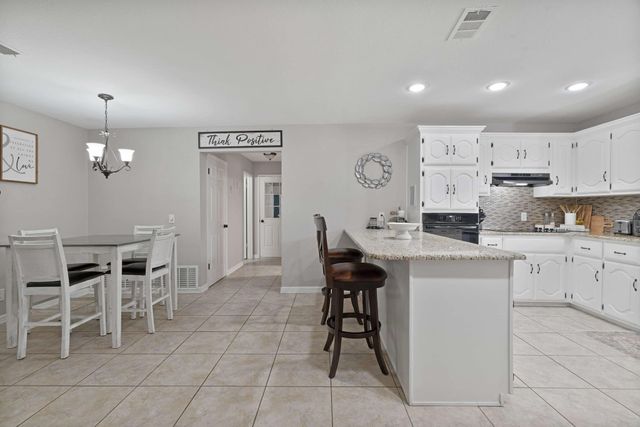 4030 Shannon Drive, Paris, TX 75462