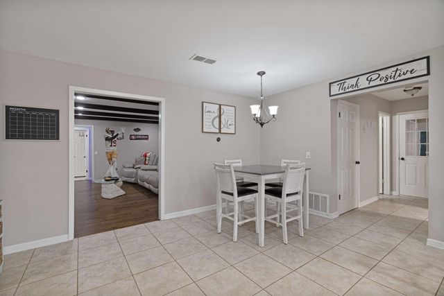 4030 Shannon Drive, Paris, TX 75462