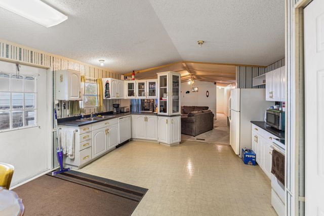 27916 S 4410 Road, Vinita, OK 74301