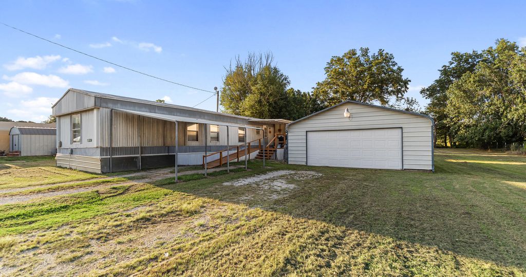 27916 S 4410 Road, Vinita, OK 74301