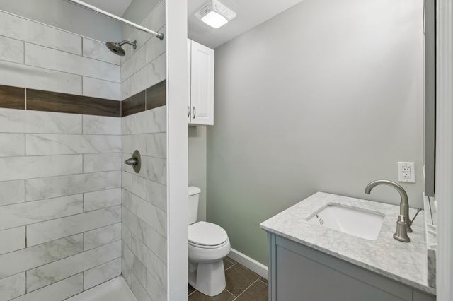 119 Hogan Rd, Gordonsville, TN 38563