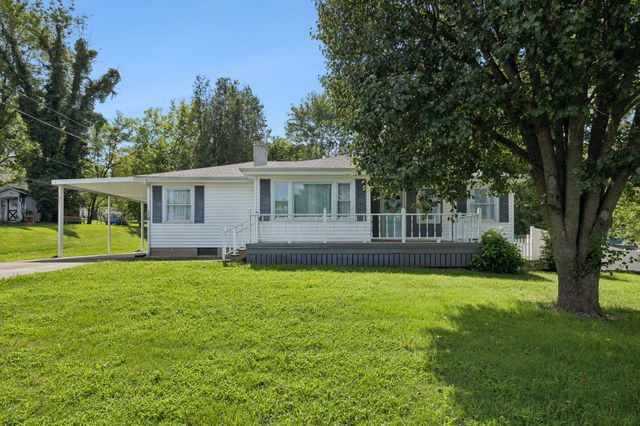 119 Hogan Rd, Gordonsville, TN 38563