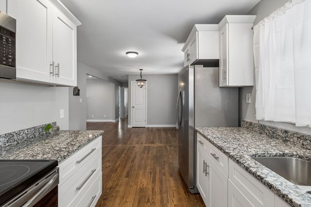 119 Hogan Rd, Gordonsville, TN 38563