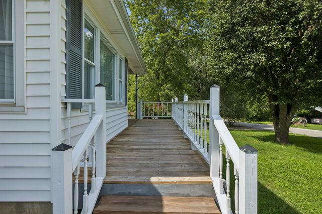 119 Hogan Rd, Gordonsville, TN 38563