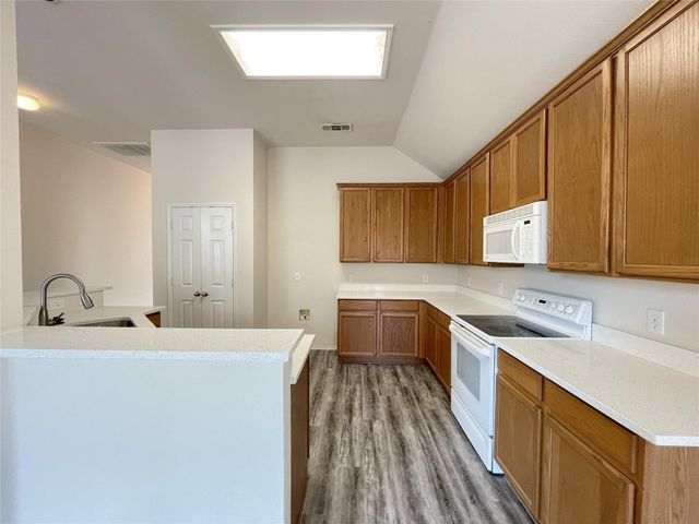 1004 Southfork Drive, Little Elm, TX 75068