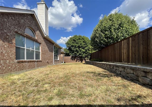 1004 Southfork Drive, Little Elm, TX 75068