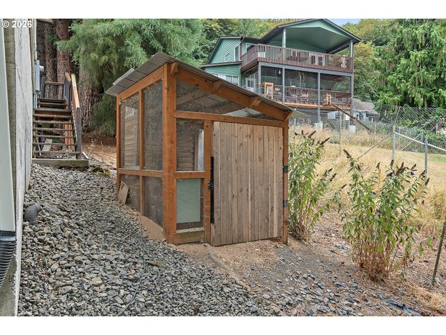29260 HARBOR VIEW Dr, Rainier, OR 97048