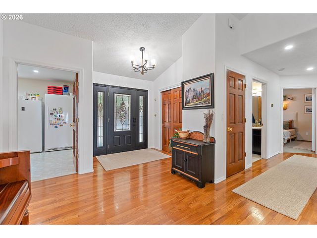 29260 HARBOR VIEW Dr, Rainier, OR 97048