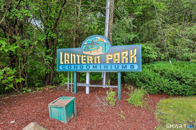 30 Round Tree Drive 3, Naugatuck, CT 06770
