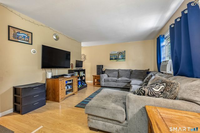 30 Round Tree Drive 3, Naugatuck, CT 06770