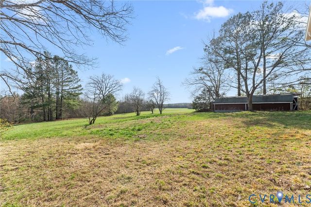 17302 McKenney Ave, Dewitt, VA 23840
